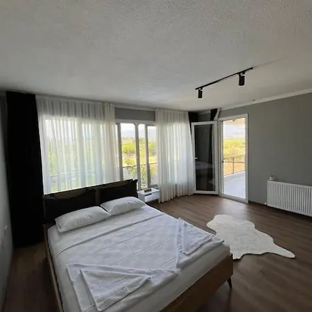 Villa Ece *