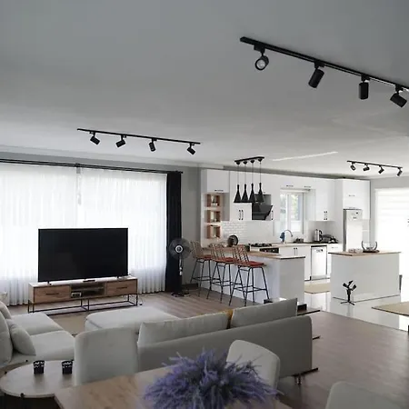 Villa Ece *